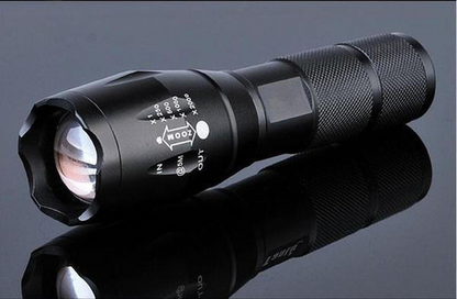 Lampe de Poche Tactique