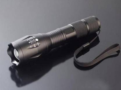 Lampe de Poche Tactique
