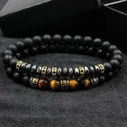BRACELET EN ŒIL DE TIGRE ET HÉMATITE - Un ensemble de 2 bracelets